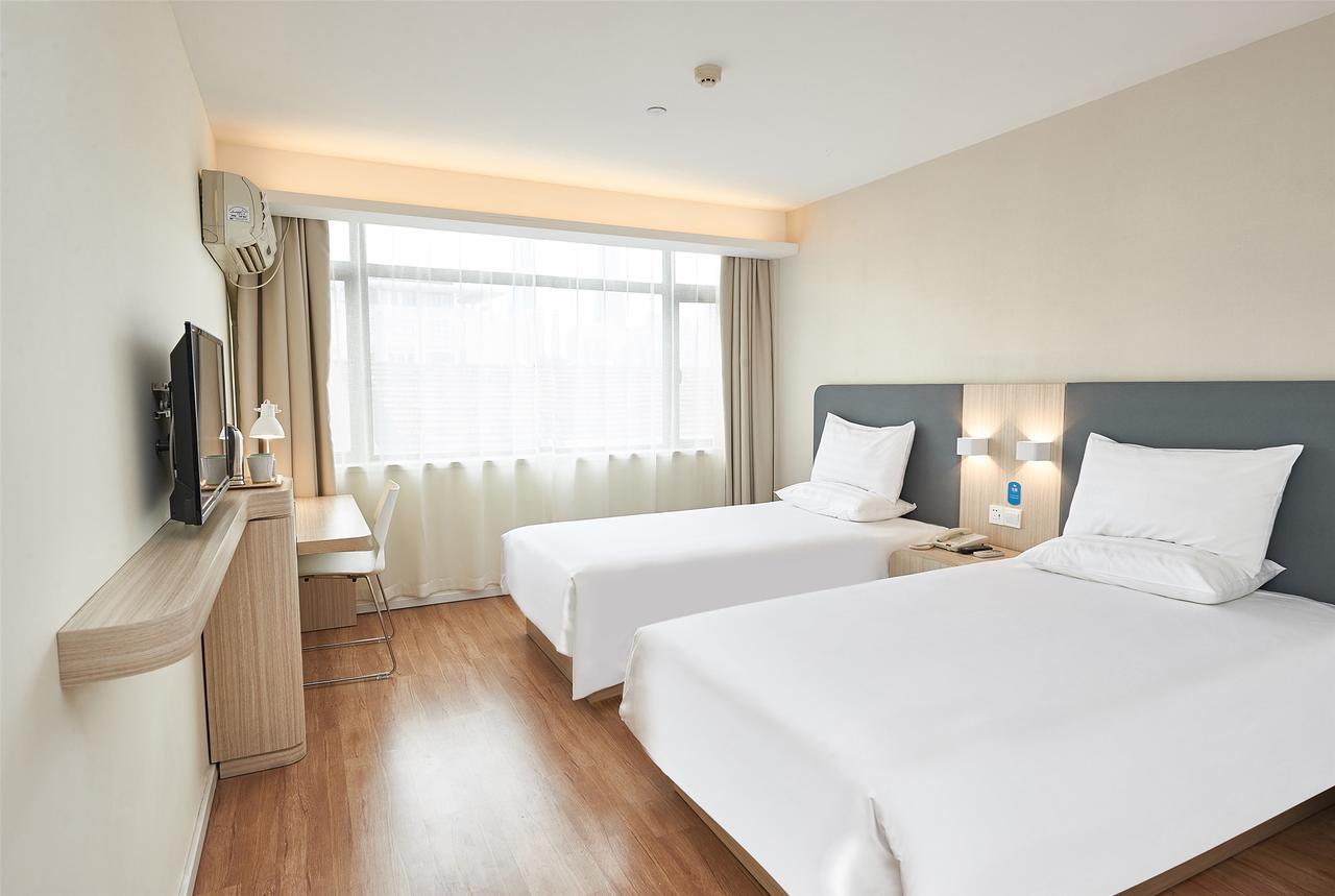Hanting Hotel Qingdao Zhanqiao Railway Station ภายนอก รูปภาพ