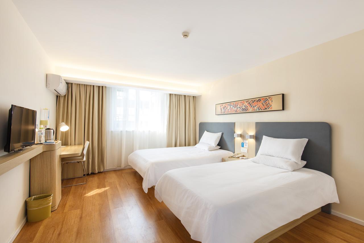 Hanting Hotel Qingdao Zhanqiao Railway Station ภายนอก รูปภาพ