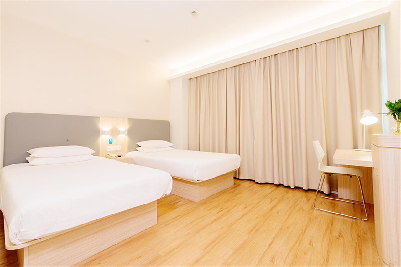 Hanting Hotel Qingdao Zhanqiao Railway Station ภายนอก รูปภาพ