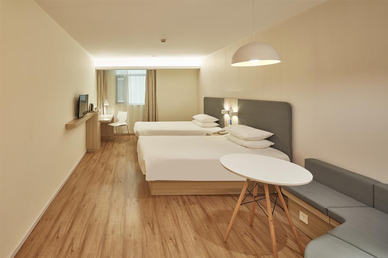 Hanting Hotel Qingdao Zhanqiao Railway Station ภายนอก รูปภาพ